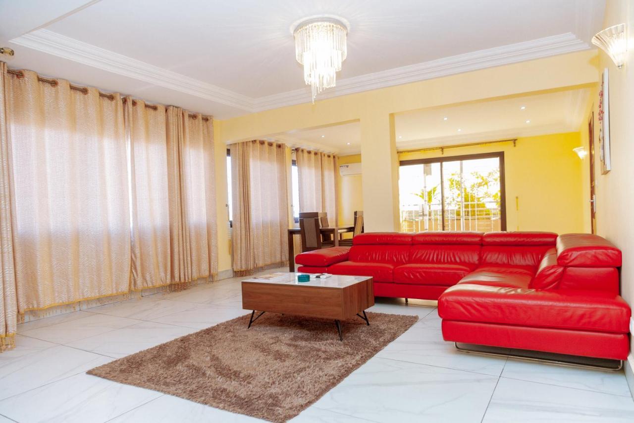 Loumia Premium Bonapriso Daire Douala Dış mekan fotoğraf