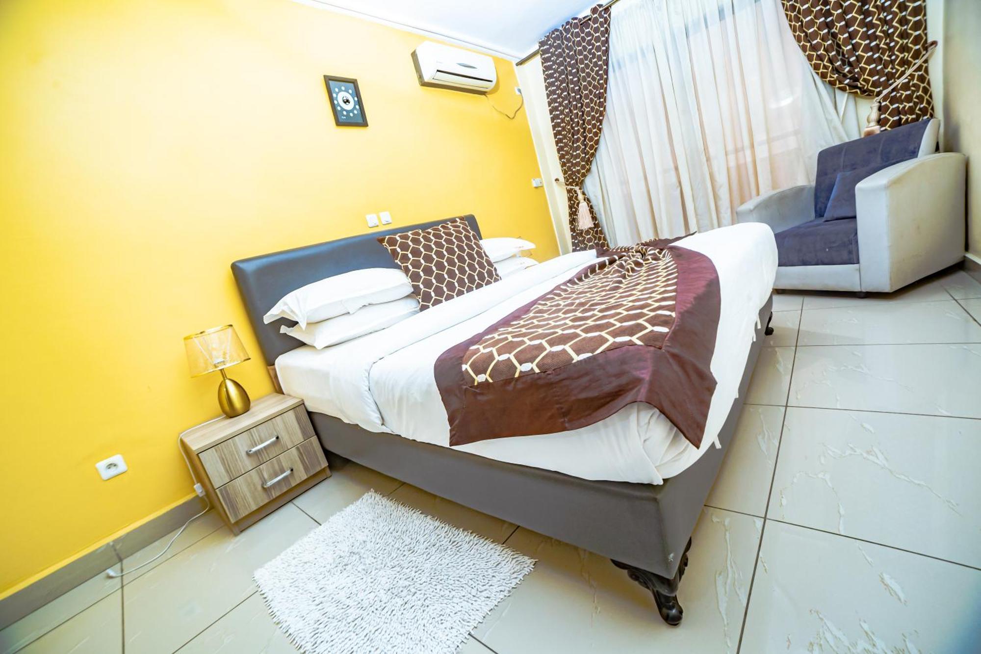 Loumia Premium Bonapriso Daire Douala Dış mekan fotoğraf